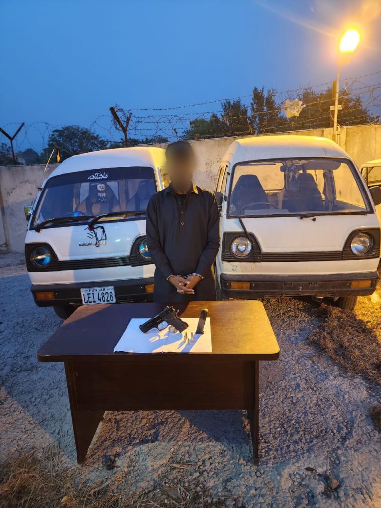 Car lifter caught red-handed